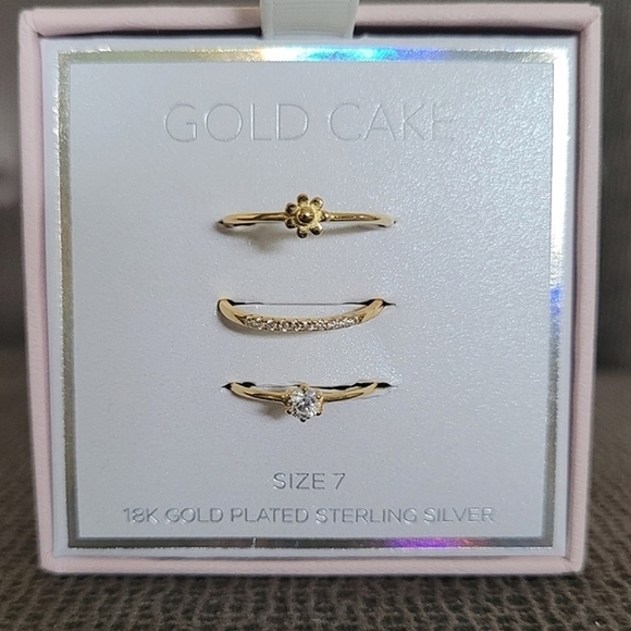 Gold Cake🍰 Set of Three3️⃣ Dainty Gold💛 Rings💍 - NIB - Picture 2 of 14